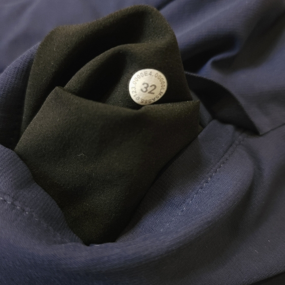 Lululemon Mens Commission Pants Size 32 × 29 Blue Performance - Picture 7 of 7